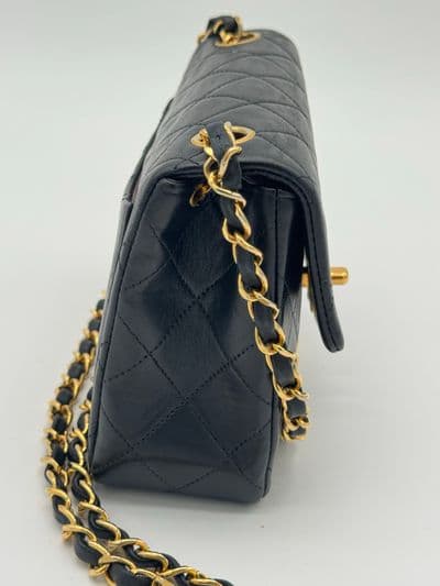 Chanel Chanel Mini vintage lambskin flap bag 24kt hardware — photo 11