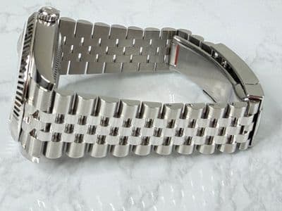 Rolex Rolex Dj41 jubilee wimbeldon  Silver dial Stainless Steel Watch Only 126300 Very Good Automatic — photo 6