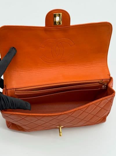 Chanel Chanel Vintage Classique lambskin medium clutch — photo 9