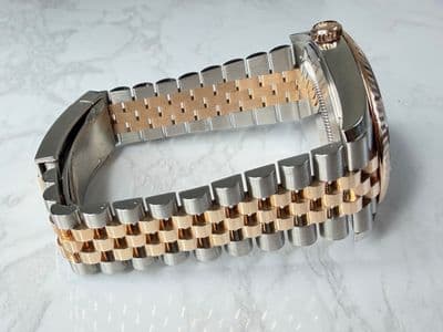 Rolex Rolex Datejust  Sundust dial Two-Tone Papers/Cards 126331 Very Good Automatic — photo 9