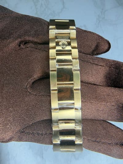 Rolex Rolex Day-Date Gold dial Yellow Gold Watch Only 118208 Preowned Automatic — photo 5